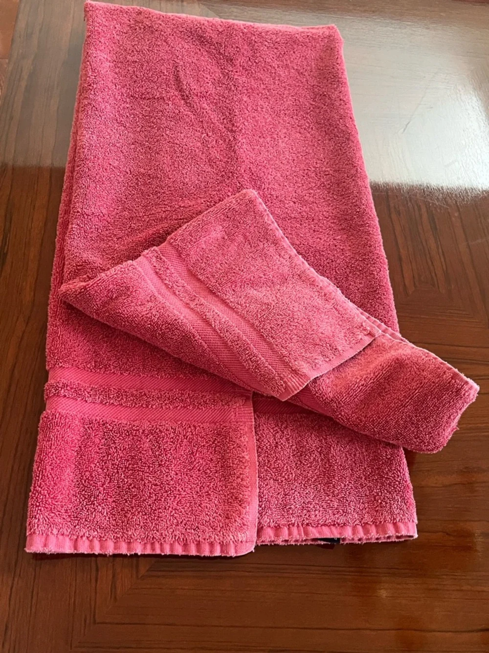 Ralph Lauren Coral-Pink Terry Bath Towel